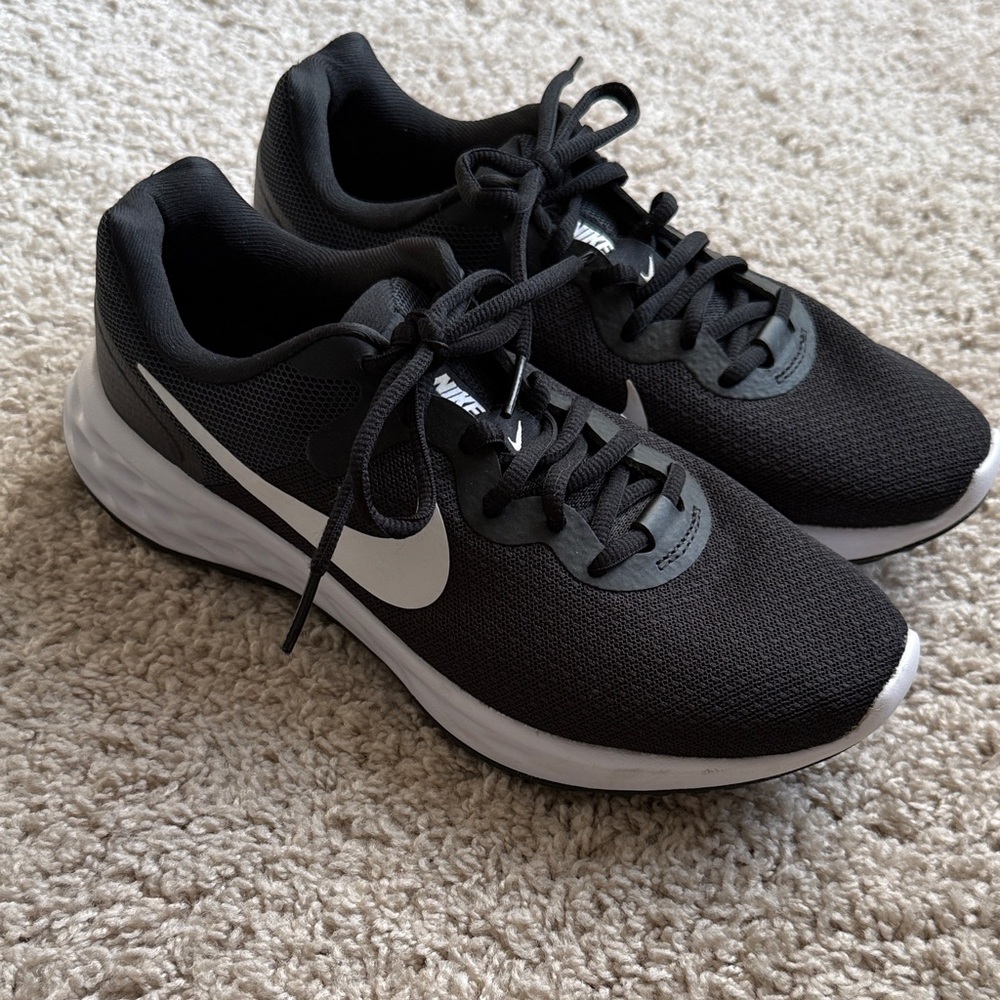 Nike Black and White Athletic Sneakers